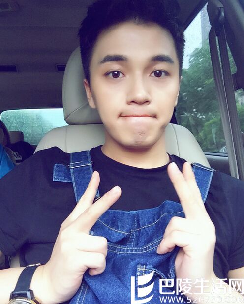 蒙面唱将猜猜猜不会吉他的吉他侠真实身份是谁 李祥祥相似度高