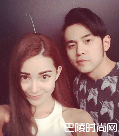 昆凌周杰伦自拍照片