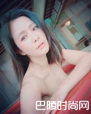 吴怡霈性感照片