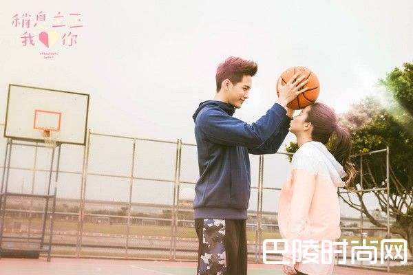 郭书瑶以纶照片