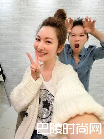 李易与老婆照片