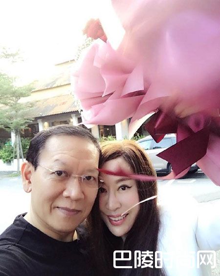 邢小红与老公照片