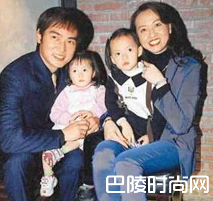 焦恩俊一家合照