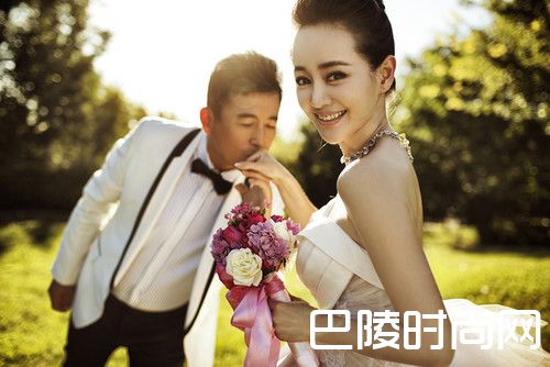 王志飞老婆张定涵照片