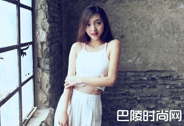 强东玥性感照片