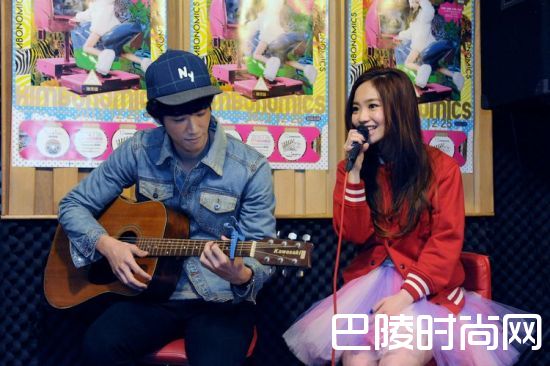 陈芳语刘以豪照片