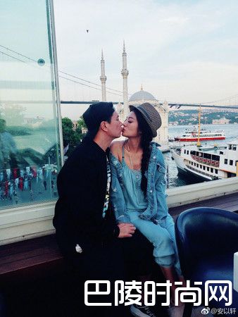 安以轩和老公亲吻