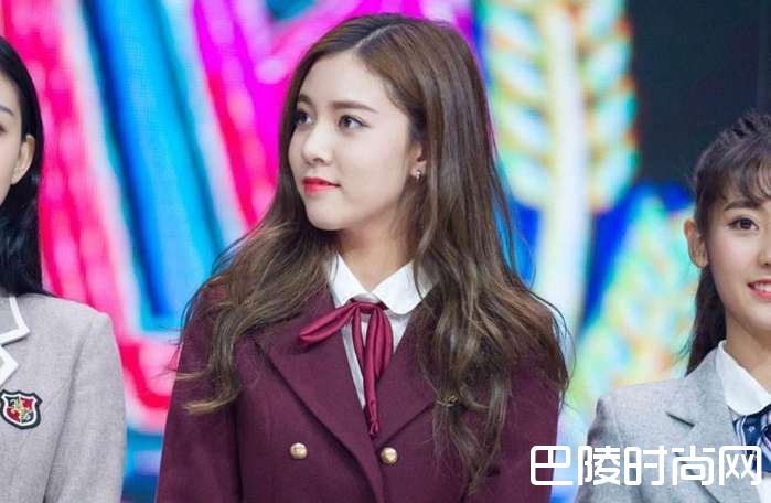 张一山女友照片