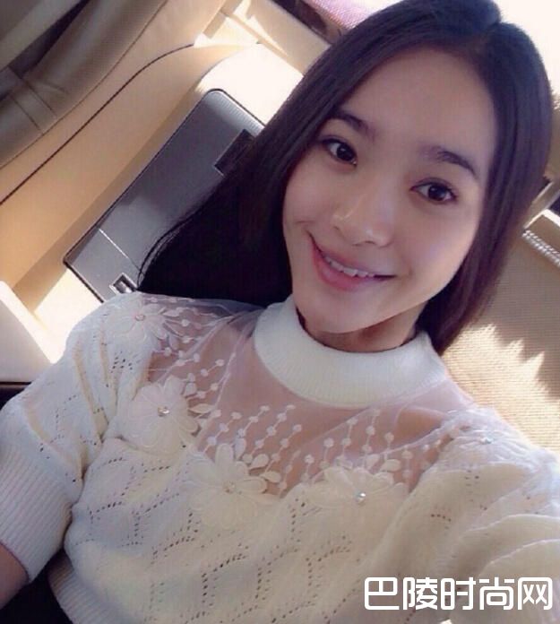 张一山女友宋妍霏照片