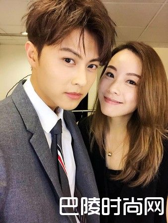 邓丽欣王子图片