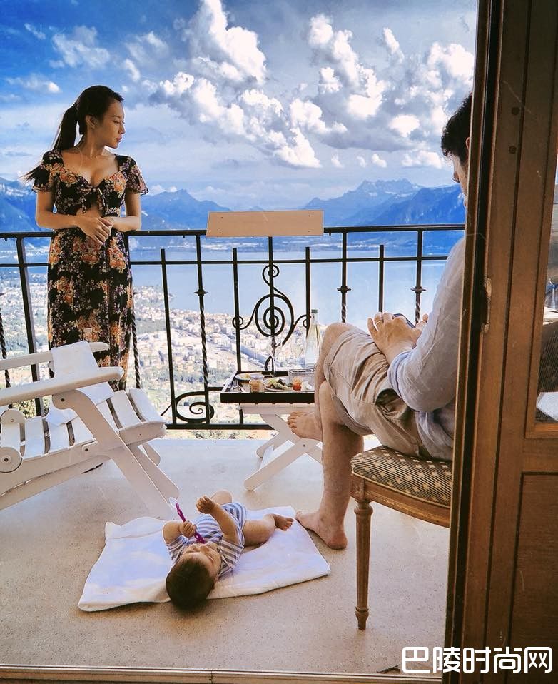 爱丽丝和孩子照片