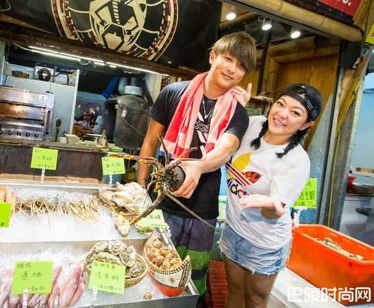 杜诗梅和老公照片