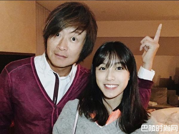 游鸿明和女儿照片