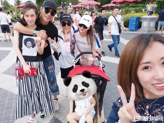 洪欣张丹峰照片