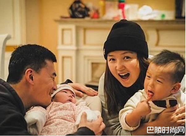 何洁和前夫孩子照片