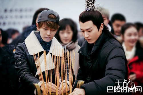 任嘉伦茅子俊照片