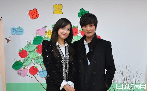 安七炫宋茜照片