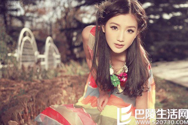 毛晓彤早期经历