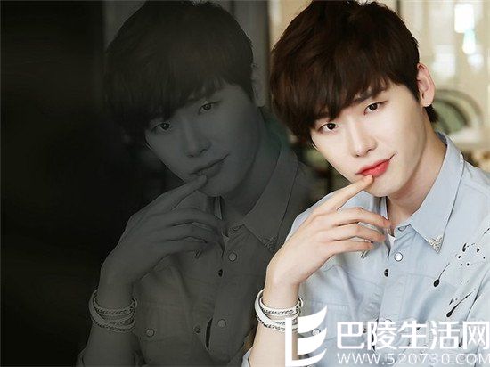 李钟硕呆萌照 李钟硕呆萌照