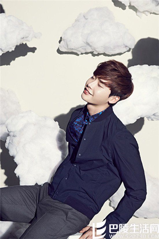 李钟硕趟照 李钟硕趟照