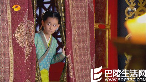 《笑傲江湖》中饰演任盈盈的童年时代 《笑傲江湖》中饰演任盈盈的童年时代