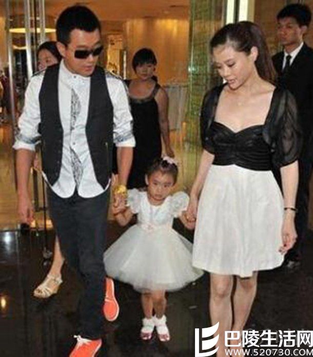 佟大为关悦和二女儿 佟大为关悦和二女儿