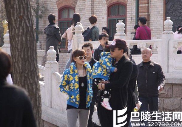 佟大为一家三口 佟大为一家三口