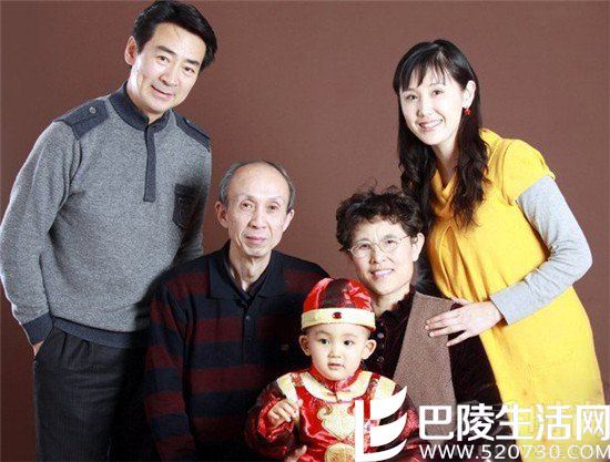 寇振海一家人 寇振海一家人