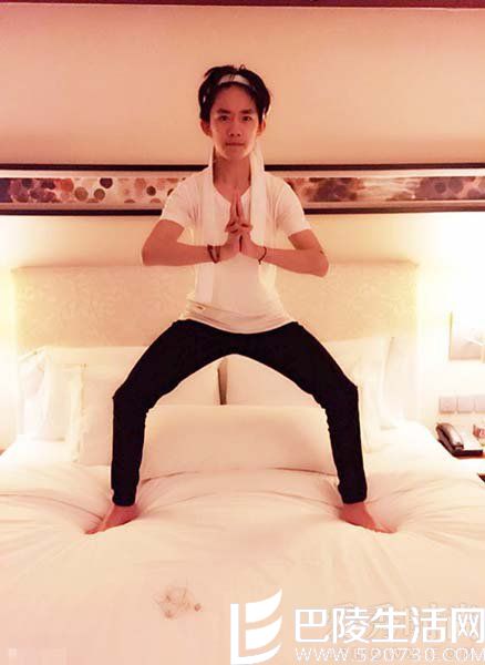 千玺瞬间变成小男神…经病