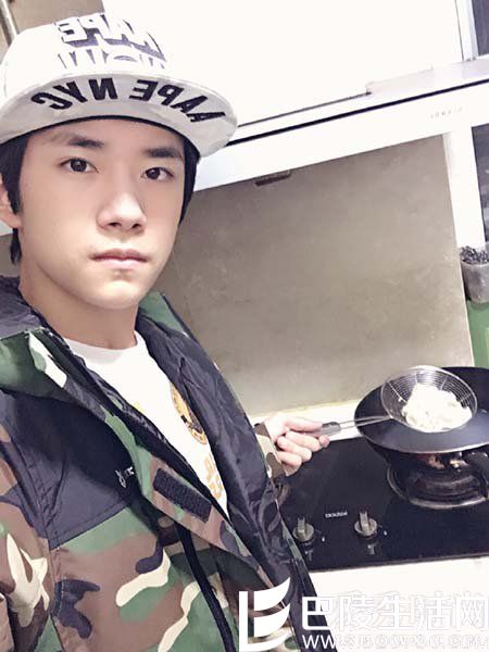 粉丝排队排到太平洋了