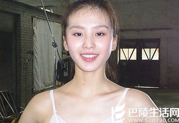 月影风荷剧情简介