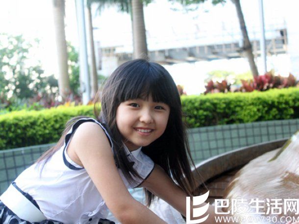 　张子枫演艺经历