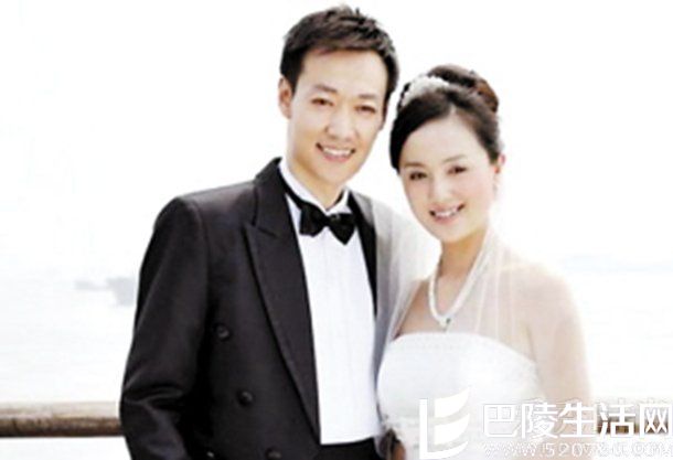 辛柏青和朱媛媛婚纱照