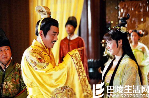 《傻小李元霸》