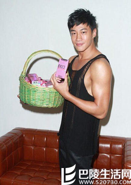 何润东因安全套被海关扣留 何润东因安全套被海关扣留