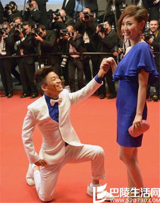 王宝强下跪妻子 王宝强下跪妻子