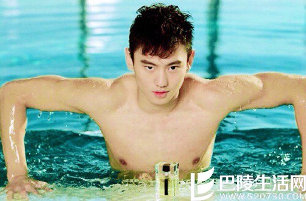 游泳时的宁泽涛