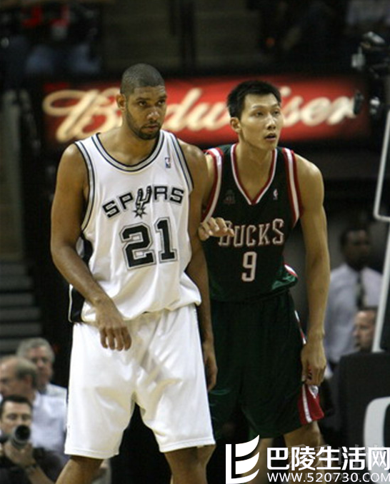 易建联和勇士合拍