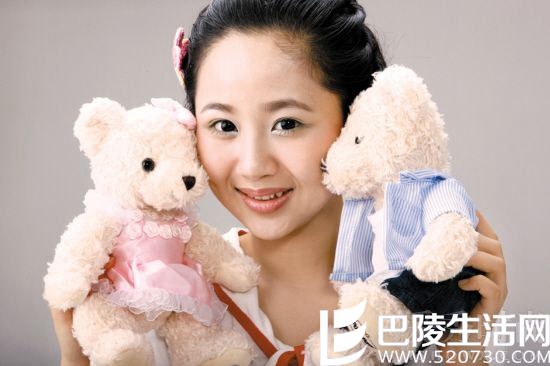 　杨紫深夜与人冲突