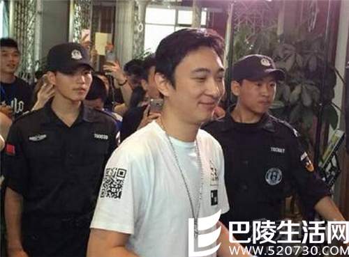 王思聪到自家酒店