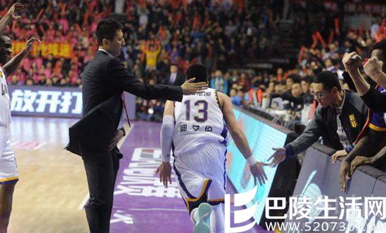 郭艾伦身影重现 郭艾伦身影重现