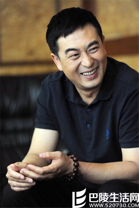 张嘉译变女儿奴