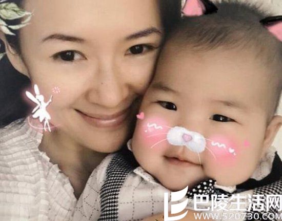 章子怡和爱女醒醒 章子怡和爱女醒醒