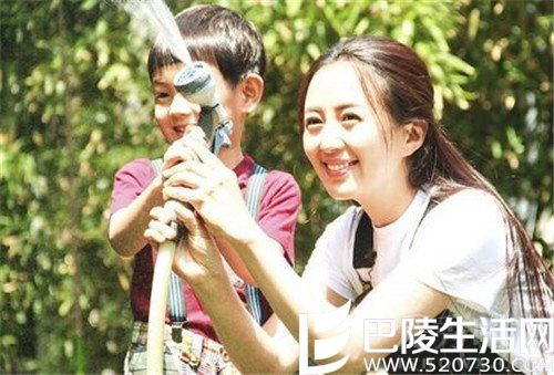 于和伟老婆和女儿