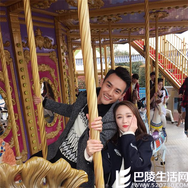 陈乔恩王凯玩木马 陈乔恩王凯玩木马