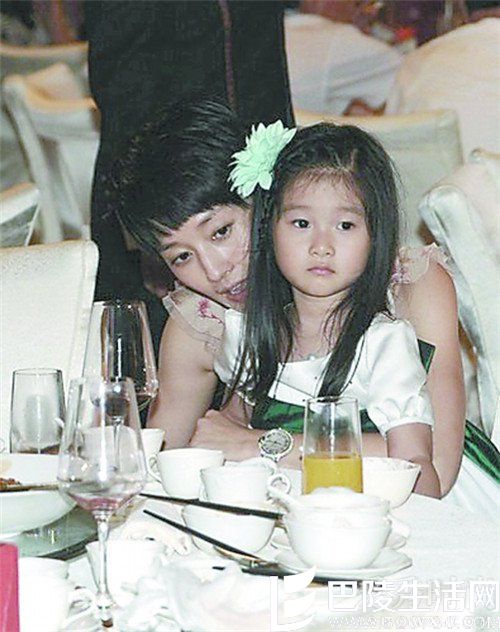 马伊琍和女儿
