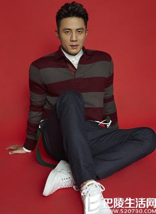 杜淳深邃眼神开启撩妹模式 杜淳深邃眼神开启撩妹模式