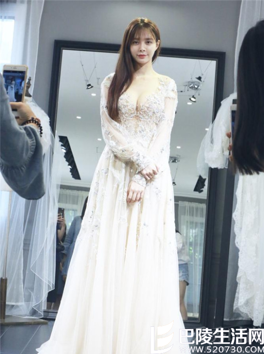 沈梦辰完美身材