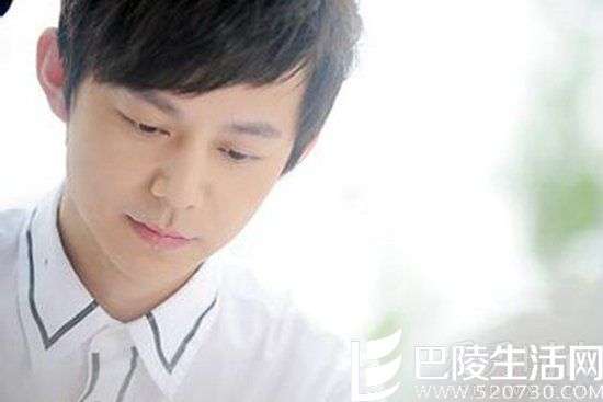 　何炅辞职返校感恩设立“何炅奖学金”