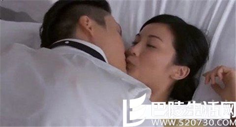 陈伟霆激吻蔡卓妍